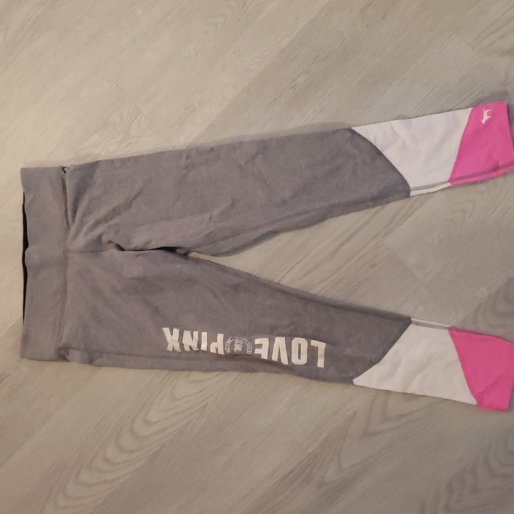Vicoria Secret Pink Yoga leggings size Med